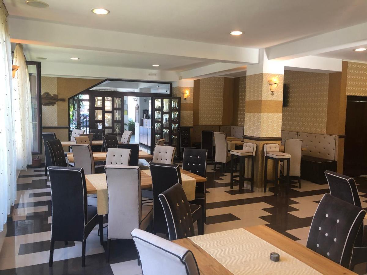 Hotel Boutique Garden Resort By Brancoveanu Moieciu de Jos Zewnętrze zdjęcie