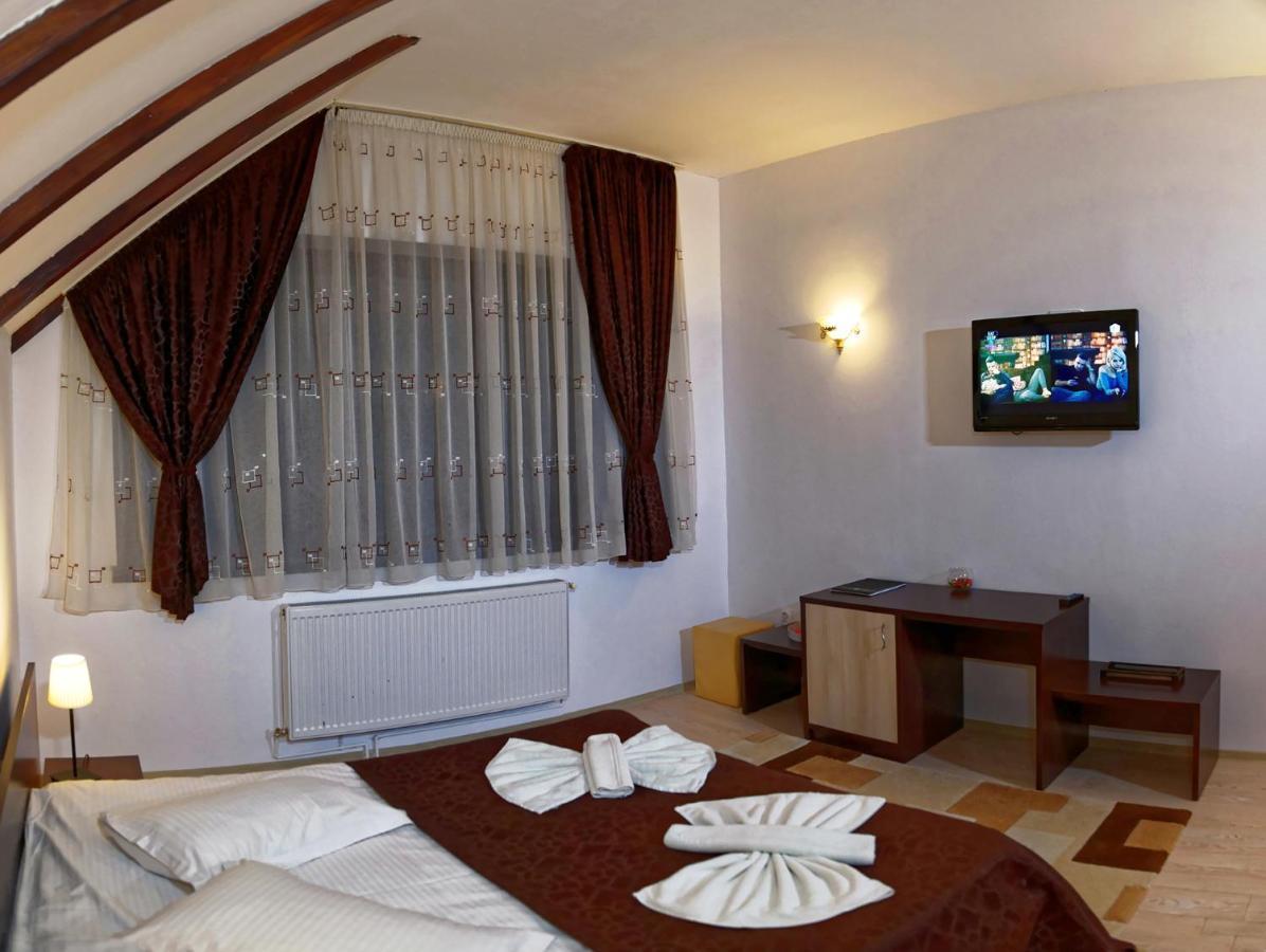 Hotel Boutique Garden Resort By Brancoveanu Moieciu de Jos Zewnętrze zdjęcie