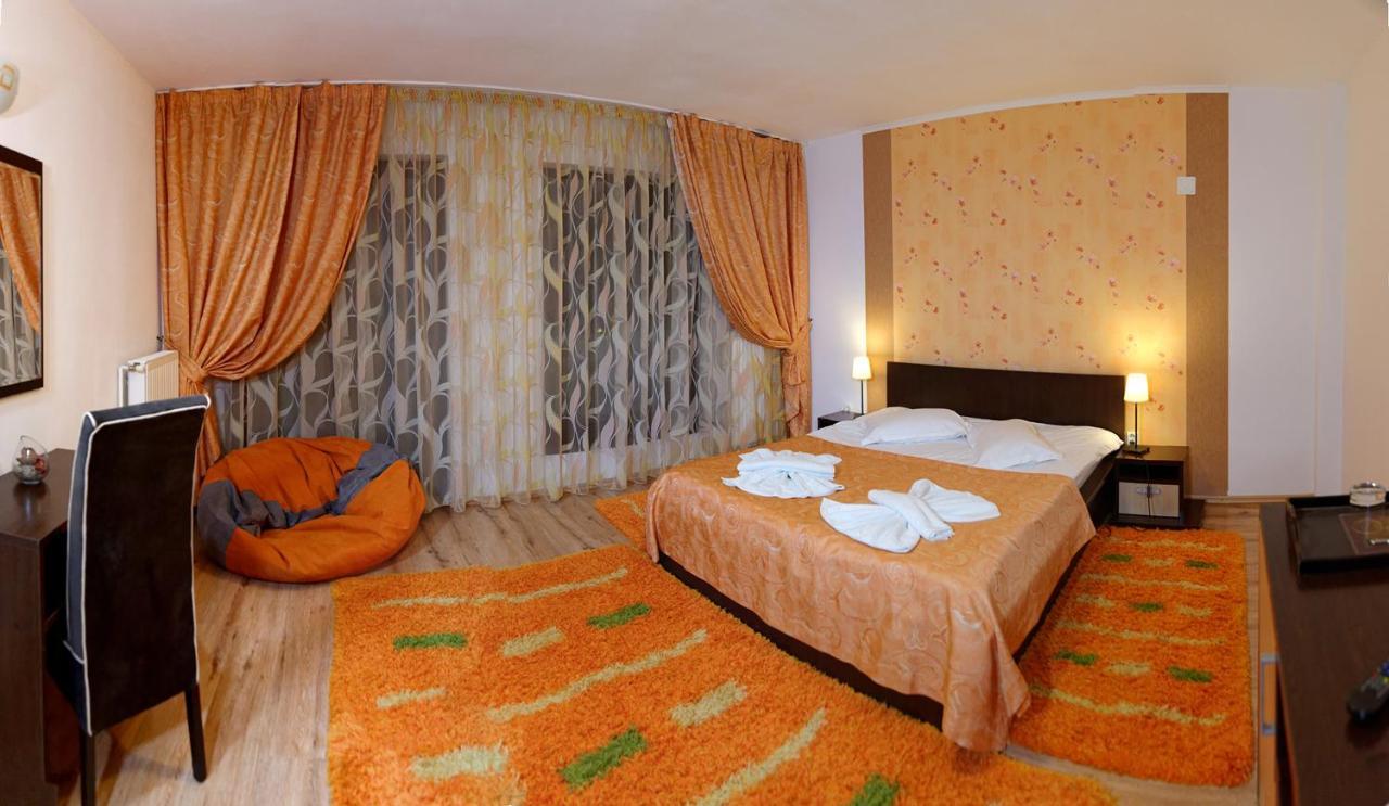 Hotel Boutique Garden Resort By Brancoveanu Moieciu de Jos Zewnętrze zdjęcie