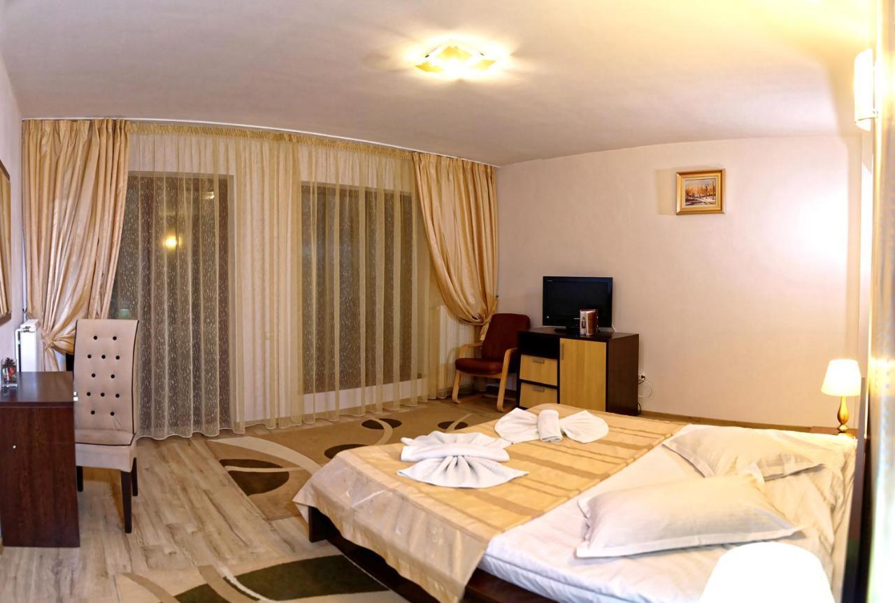 Hotel Boutique Garden Resort By Brancoveanu Moieciu de Jos Zewnętrze zdjęcie