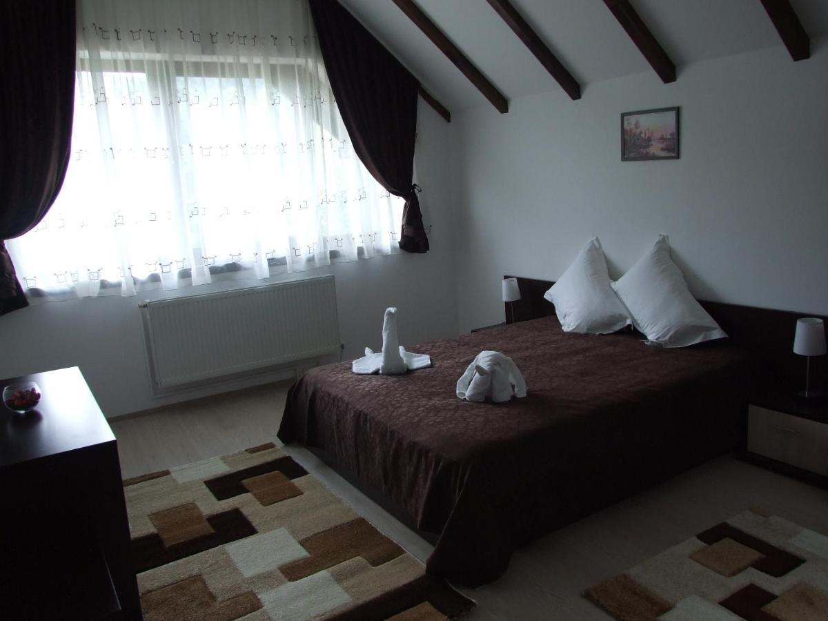 Hotel Boutique Garden Resort By Brancoveanu Moieciu de Jos Pokój zdjęcie