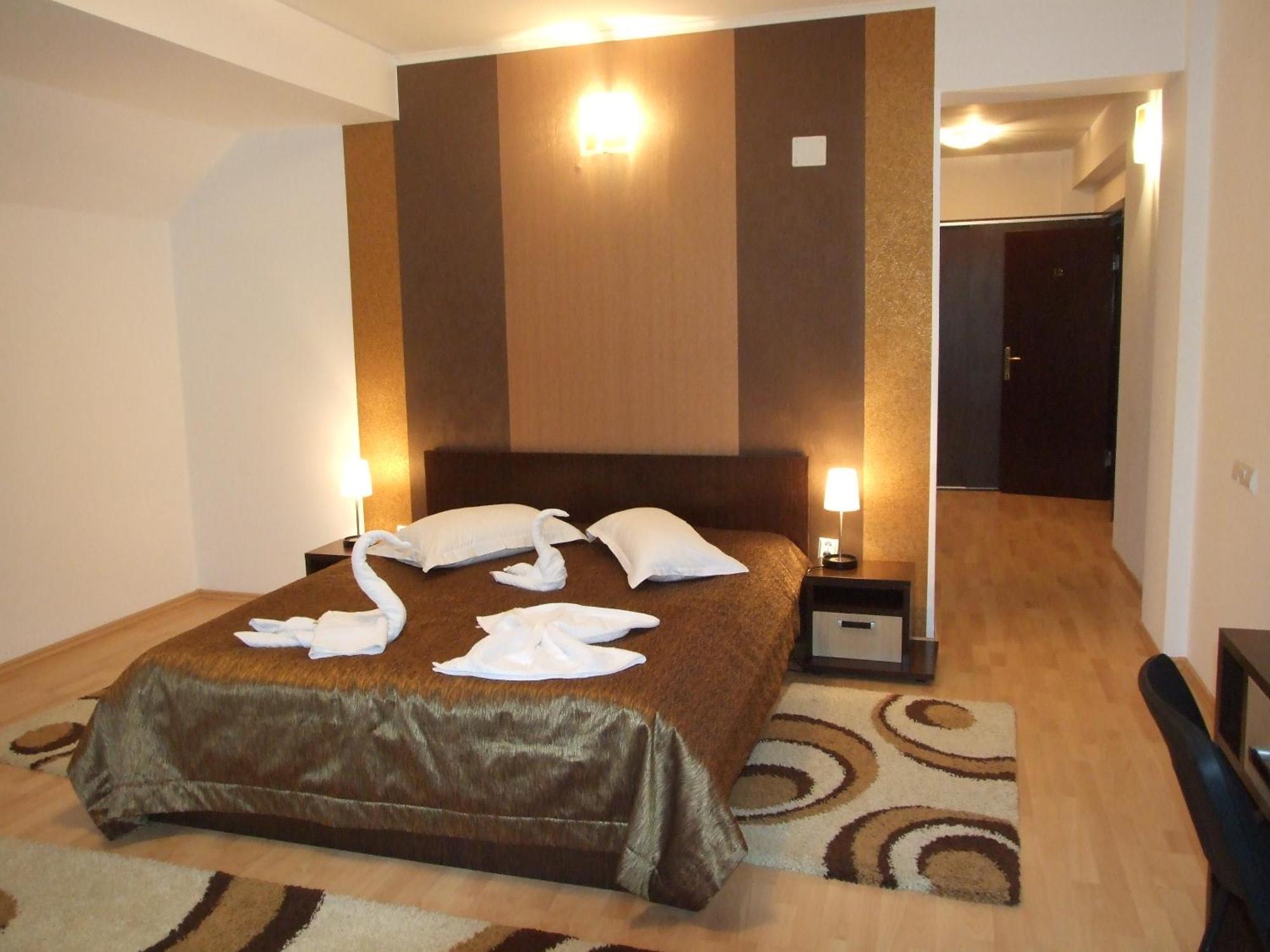 Hotel Boutique Garden Resort By Brancoveanu Moieciu de Jos Zewnętrze zdjęcie