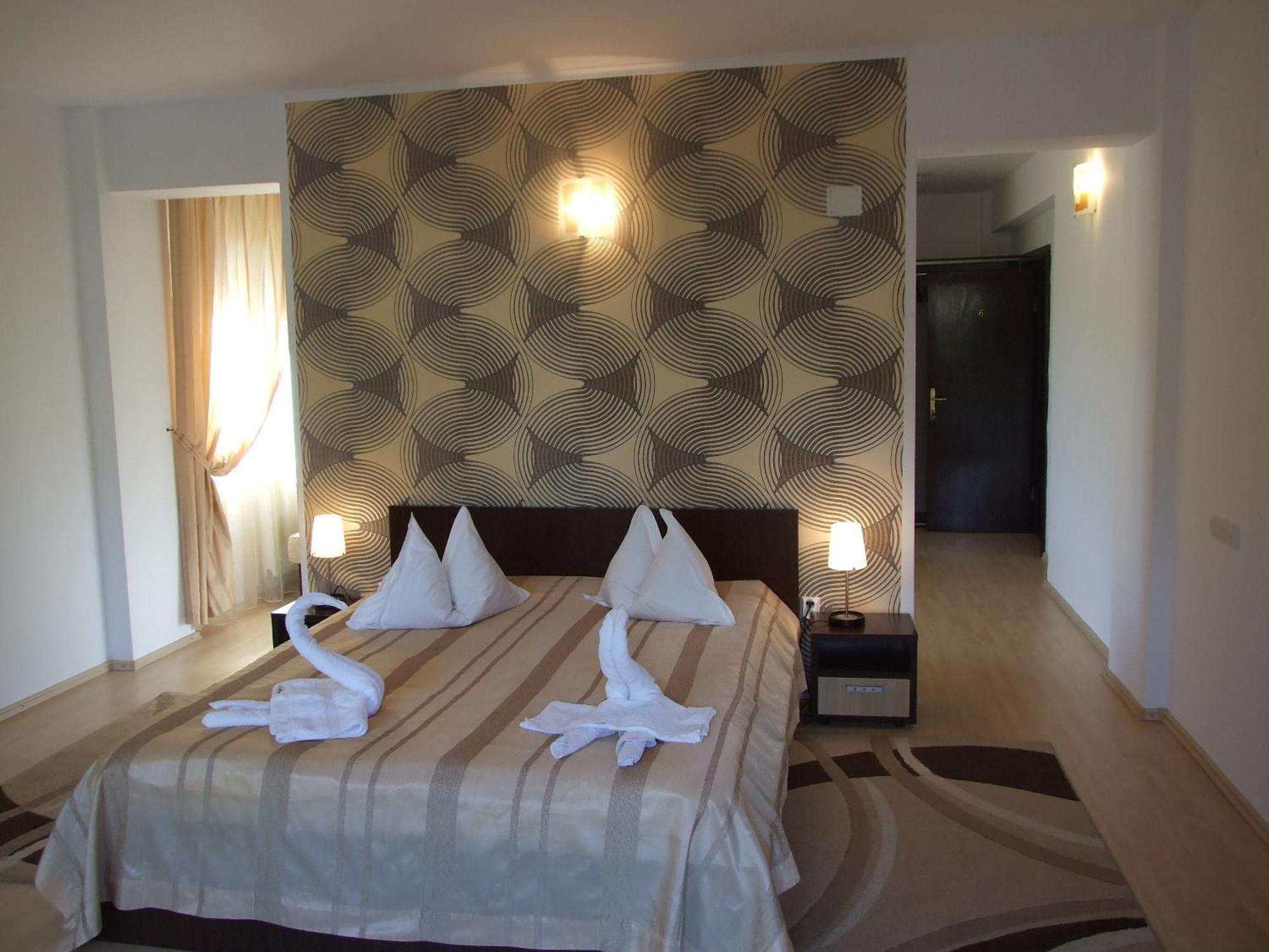 Hotel Boutique Garden Resort By Brancoveanu Moieciu de Jos Zewnętrze zdjęcie